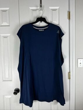 Reebok Mens Navy Shirt Size 6 XLT